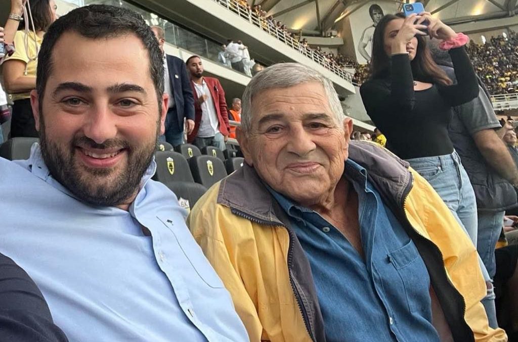 Τη συμβουλή του πατέρα του θυμήθηκε την Πρωτομαγιά ο Φάνης Σπανός Τη συμβουλή του πατέρα του θυμήθηκε την Πρωτομαγιά ο Φάνης Σπανός