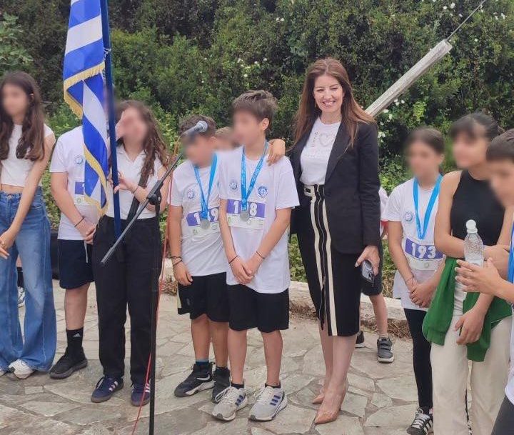 Στην τελετή μνήμης για το μαρτυρικό Κακολύρι η Κωνσταντίνα Καραμπατσώλη Στην τελετή μνήμης για το μαρτυρικό Κακολύρι η Κωνσταντίνα Καραμπατσώλη