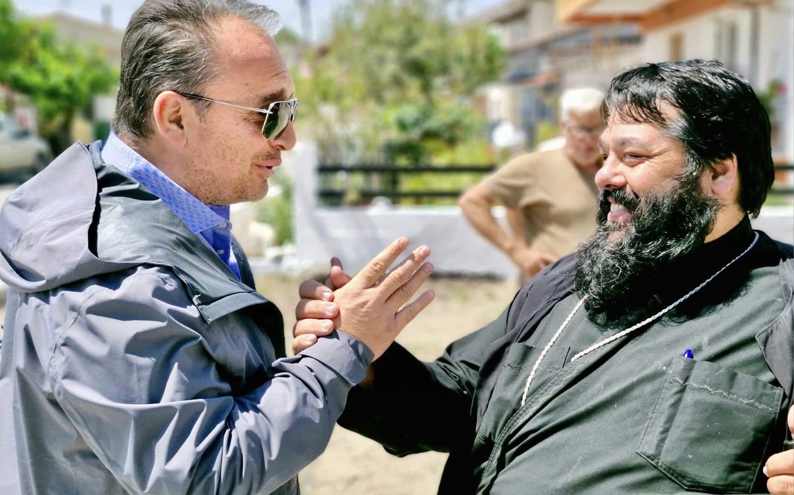 Ιερέας στην Εύβοια συνεχάρη Δήμαρχο – Ο λόγος Ιερέας στην Εύβοια συνεχάρη Δήμαρχο – Ο λόγος