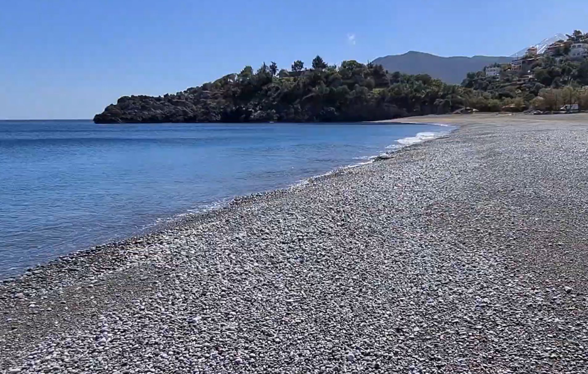 Εξωτική παραλία στην Εύβοια… μια ανάσα από την Αθήνα Εξωτική παραλία στην Εύβοια… μια ανάσα από την Αθήνα