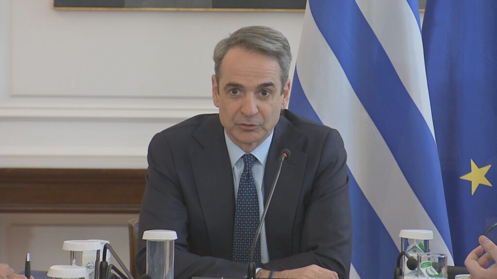 Μητσοτάκης: Έρχεται νέα μείωση φόρων και αύξηση μισθών