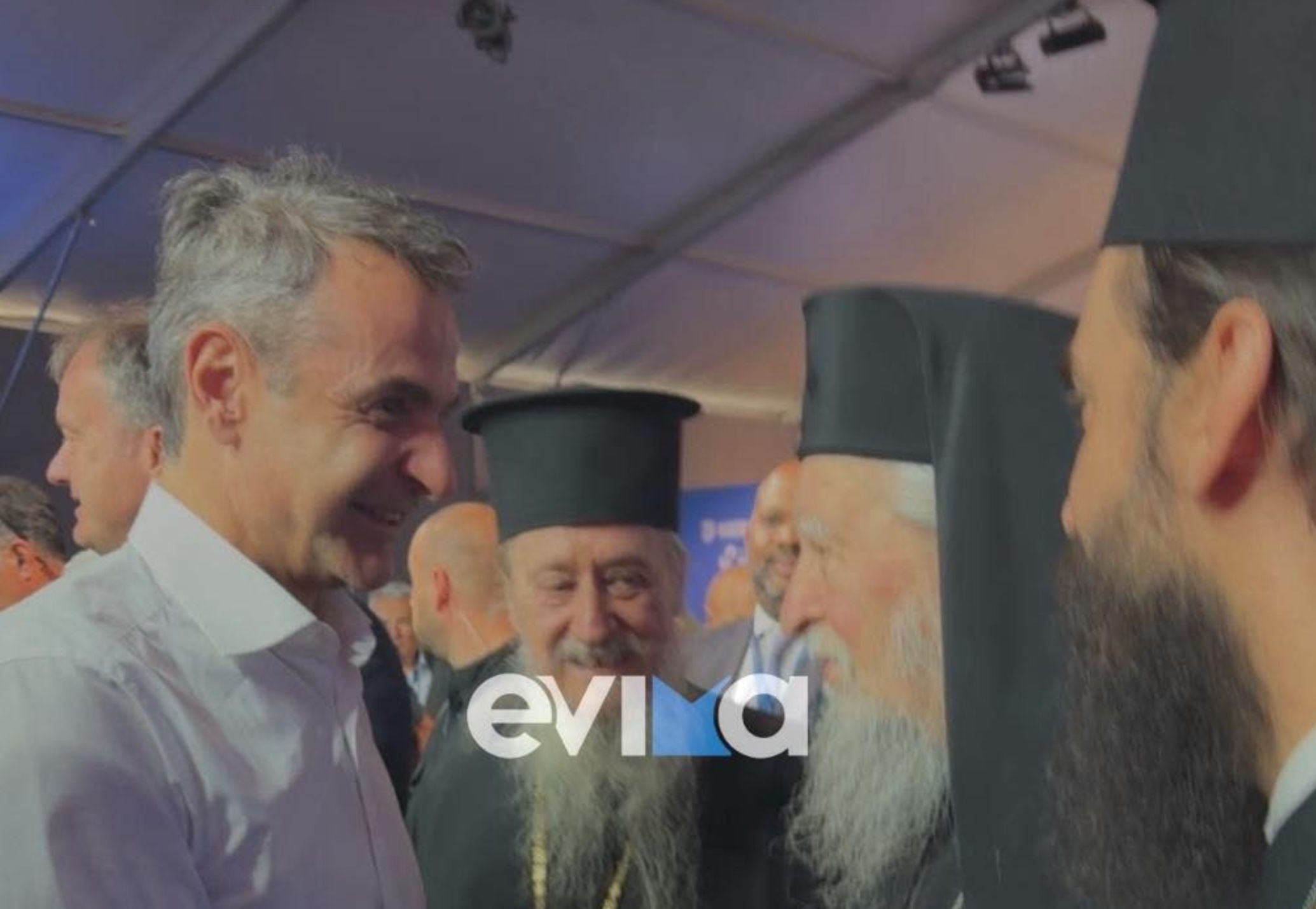 Εύβοια: Συγκινητική ομιλία του Μητροπολίτη Καρυστίας παρουσία πρωθυπουργού Εύβοια: Συγκινητική ομιλία του Μητροπολίτη Καρυστίας παρουσία πρωθυπουργού