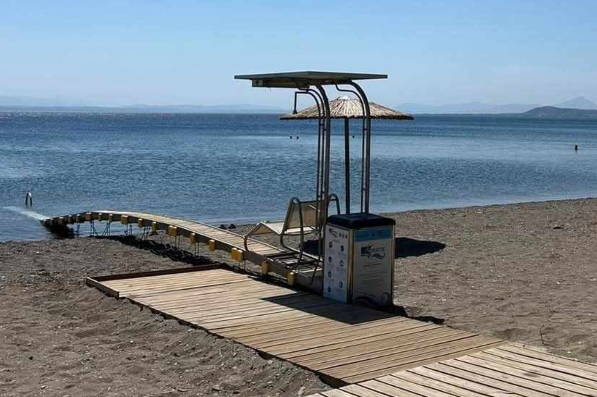 Ράμπες ΑμεΑ τοποθετήθηκαν σε γνωστή παραλία της Εύβοιας πριν καν «μπει» το καλοκαίρι Ράμπες ΑμεΑ τοποθετήθηκαν σε γνωστή παραλία της Εύβοιας πριν καν «μπει» το καλοκαίρι