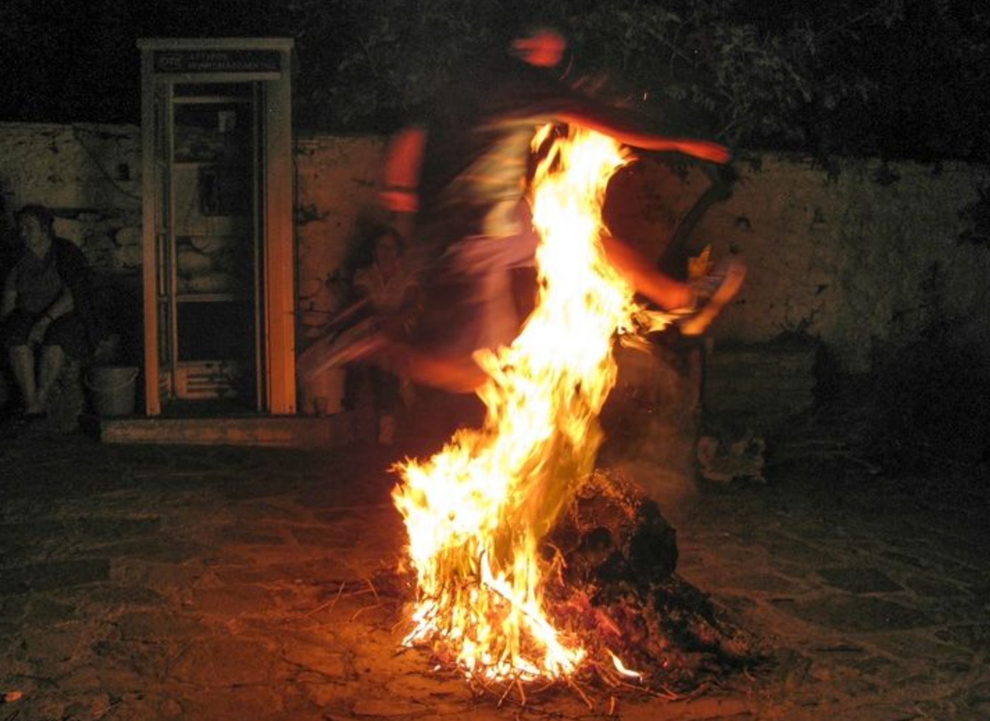 Παίρνει «φωτιά» η Εύβοια: Το έθιμο που θα ξεσηκώσει το νησί Παίρνει «φωτιά» η Εύβοια: Το έθιμο που θα ξεσηκώσει το νησί