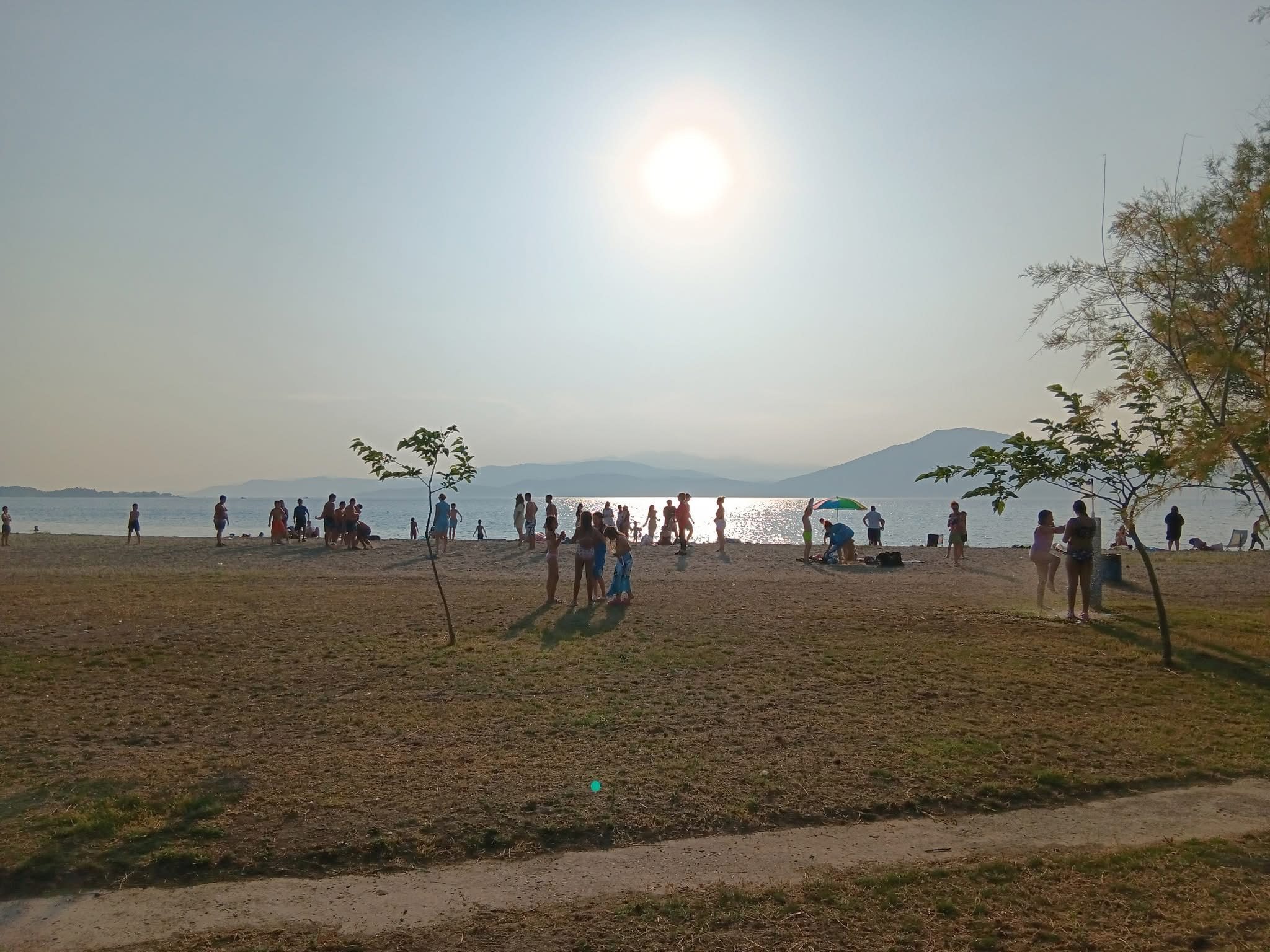 Τέλος σχολικής χρονιάς με…..beach party στην Εύβοια! (Εικόνες) Τέλος σχολικής χρονιάς με…..beach party στην Εύβοια! (Εικόνες)