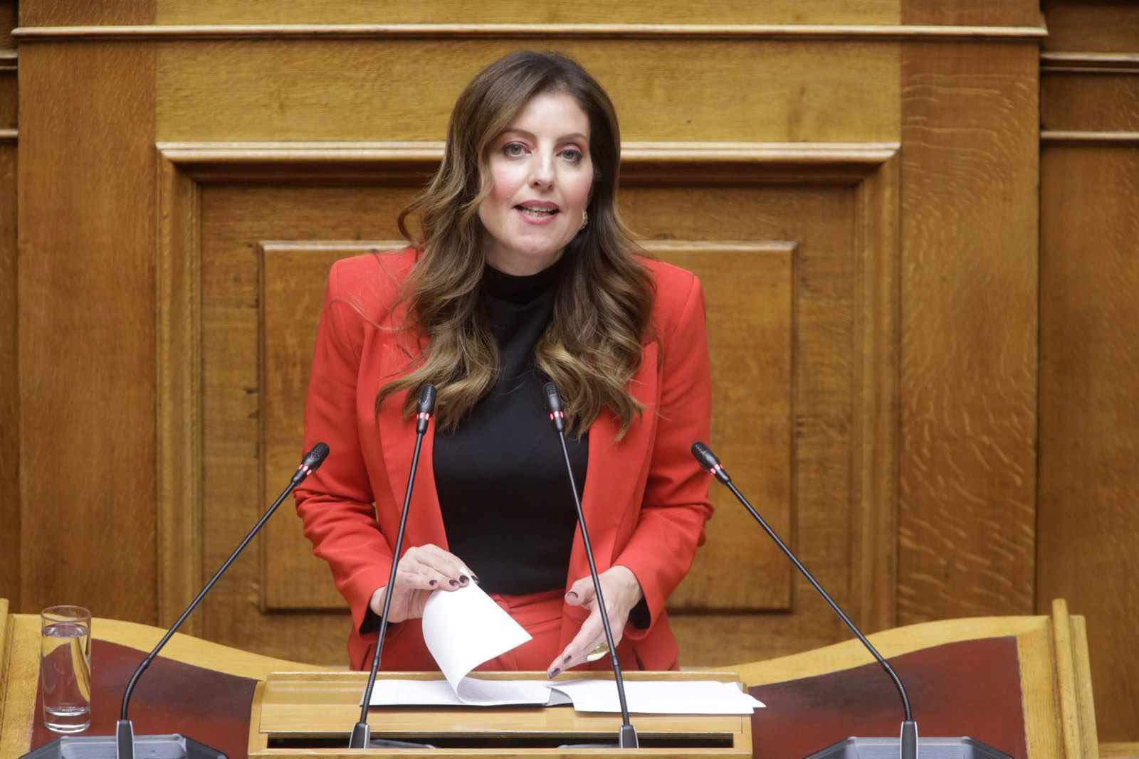 Κωνσταντίνα Καραμπατσώλη: Η ενδυνάμωση της γυναίκας απαραίτητη για οικονομική πρόοδο Κωνσταντίνα Καραμπατσώλη: Η ενδυνάμωση της γυναίκας απαραίτητη για οικονομική πρόοδο