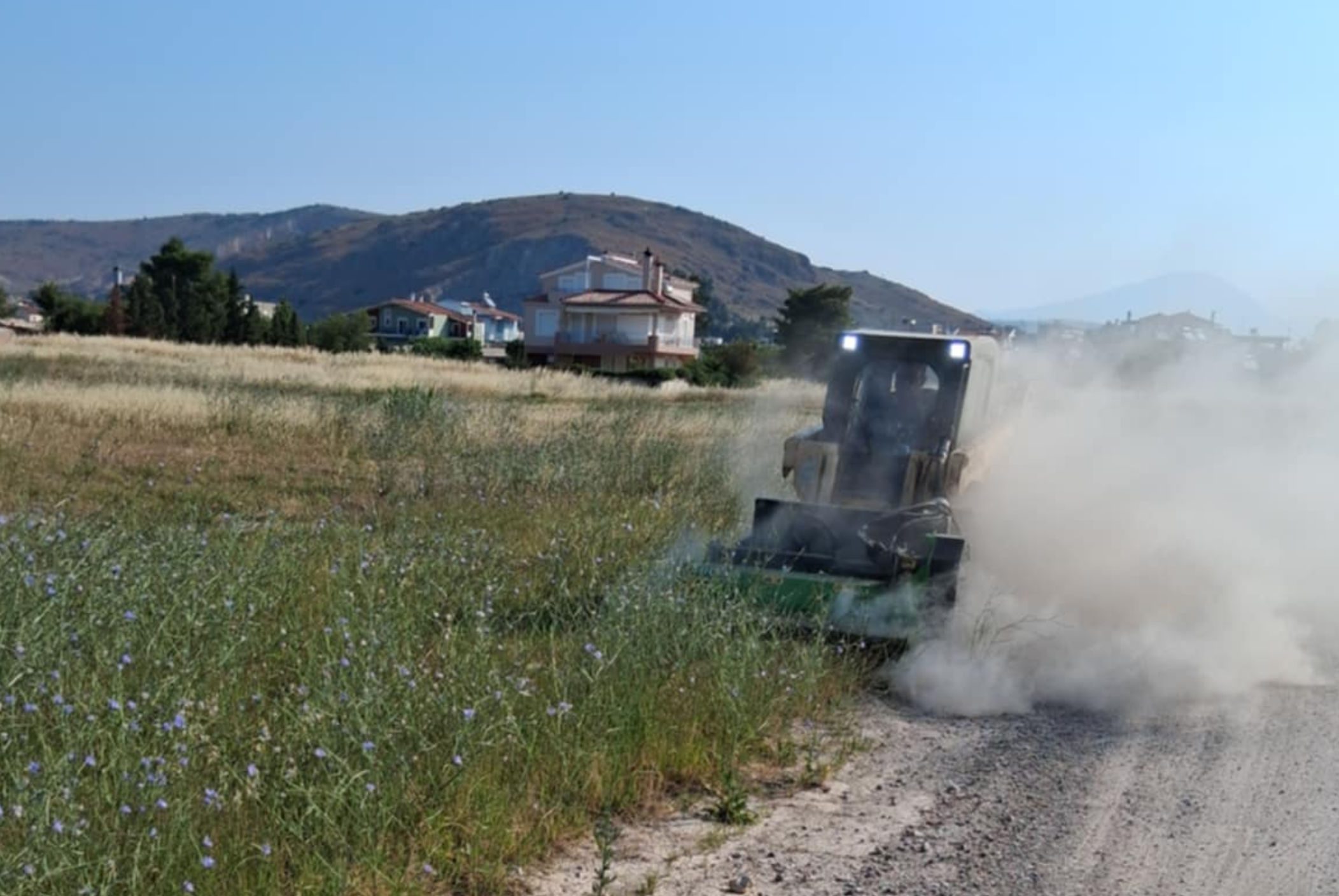 Φουλάρουν οι εργασίες καθαρισμού στη Χαλκίδα Φουλάρουν οι εργασίες καθαρισμού στη Χαλκίδα