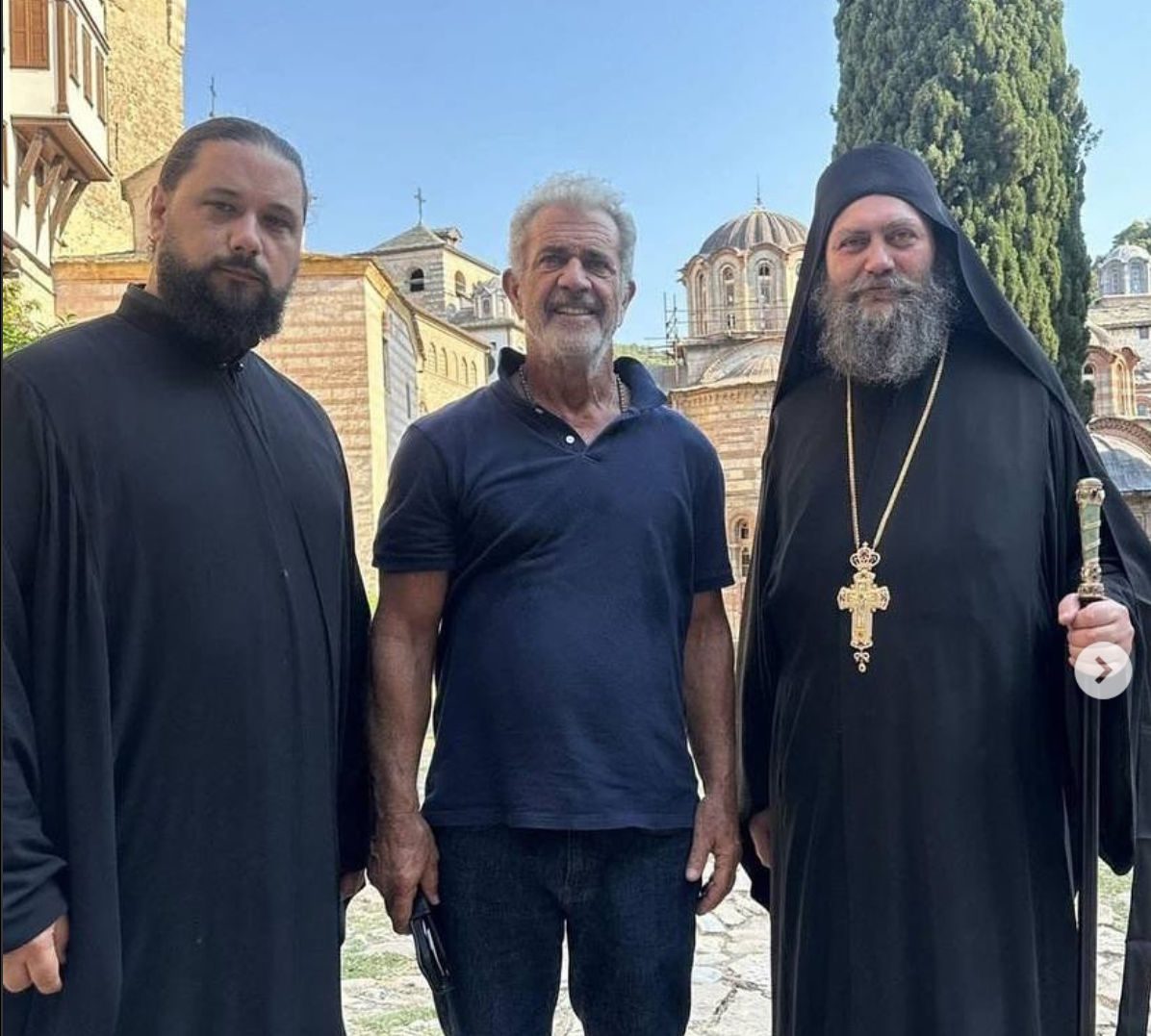 «Αγαπάει τον Χριστό, διαβάζει το Ευαγγέλιο»: Όσα έκανε ο Μελ Γκίμπσον στο Άγινο Όρος «Αγαπάει τον Χριστό, διαβάζει το Ευαγγέλιο»: Όσα έκανε ο Μελ Γκίμπσον στο Άγινο Όρος