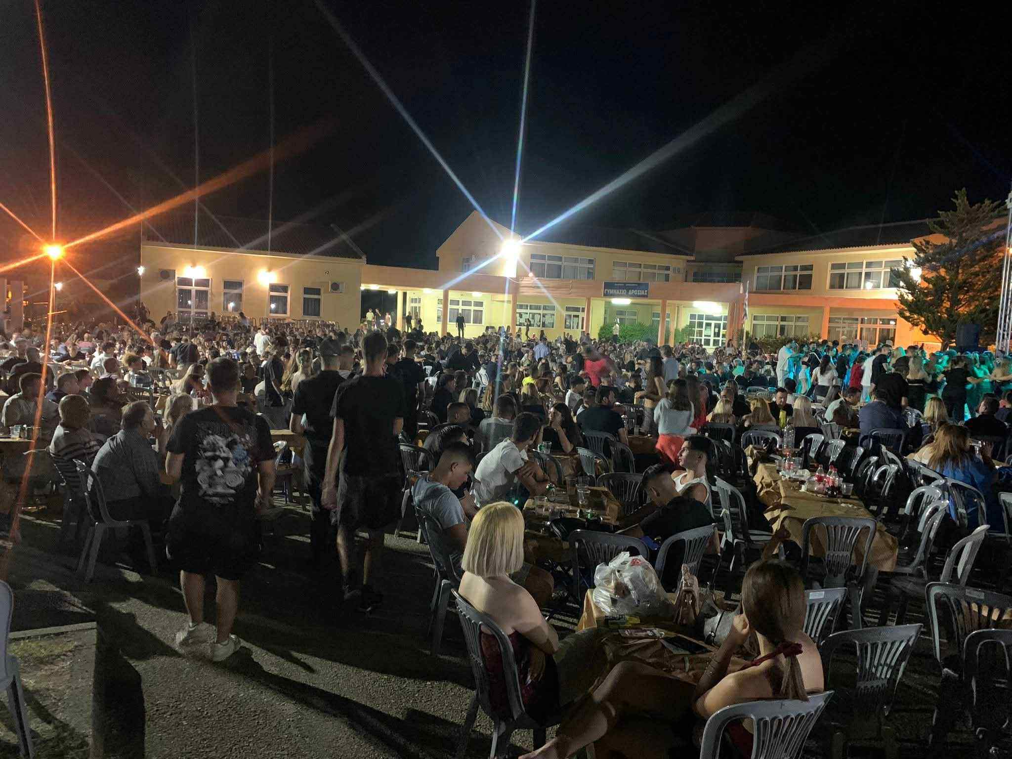Έρχεται το πιο δυνατό παραδοσιακό γλέντι στην Εύβοια: Χορός, τραγούδι και άφθονο ποτό!