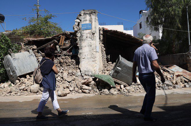 Σεισμός στην Εύβοια: Ποιοι δικαιούνται αποζημίωση και πώς θα την πάρουν Σεισμός στην Εύβοια: Ποιοι δικαιούνται αποζημίωση και πώς θα την πάρουν