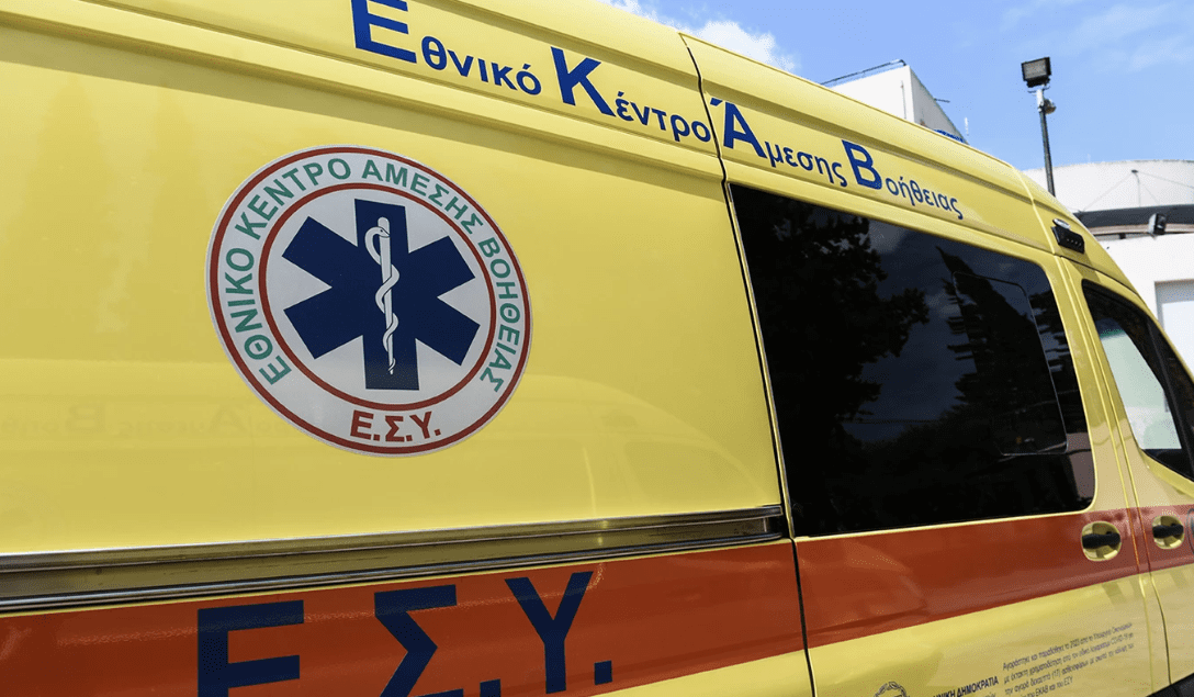 Κοριτσάκι παρασύρθηκε από αυτοκίνητο ενώ έκανε ποδήλατο Κοριτσάκι παρασύρθηκε από αυτοκίνητο ενώ έκανε ποδήλατο