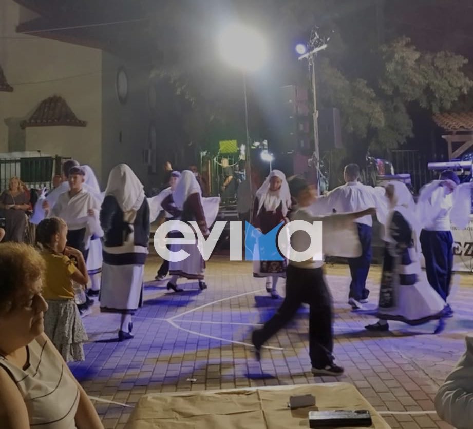 Εύβοια: Σύλλογος κλείνει τα 30 χρόνια και το γλεντάει! Ποιοι παρευρέθηκαν Εύβοια: Σύλλογος κλείνει τα 30 χρόνια και το γλεντάει! Ποιοι παρευρέθηκαν