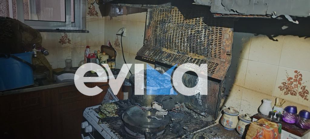 Συναγερμός στην Εύβοια: Φωτιά σε διαμέρισμα – Εικόνες Συναγερμός στην Εύβοια: Φωτιά σε διαμέρισμα – Εικόνες
