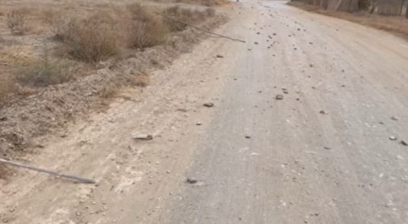 Σοβαρό περιστατικό στην Εύβοια: Πέταξαν πέτρες στον δρόμο – Μεγάλη προσοχή! Σοβαρό περιστατικό στην Εύβοια: Πέταξαν πέτρες στον δρόμο – Μεγάλη προσοχή!