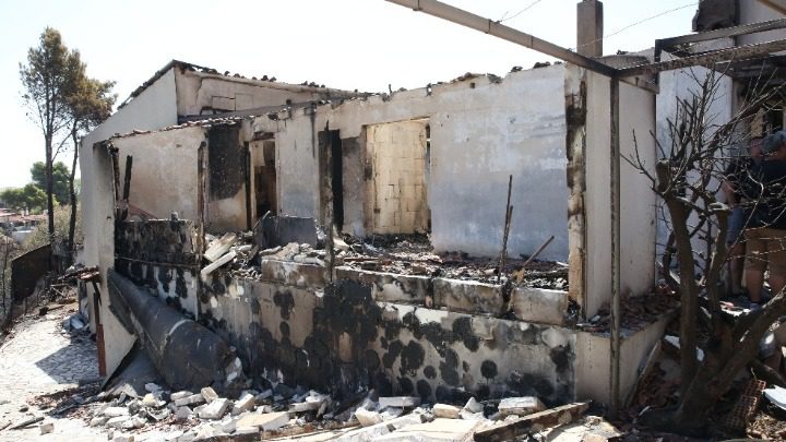 Ξεκίνησαν οι καταγραφές των ζημιών από τις πρόσφατες πυρκαγιές Ξεκίνησαν οι καταγραφές των ζημιών από τις πρόσφατες πυρκαγιές