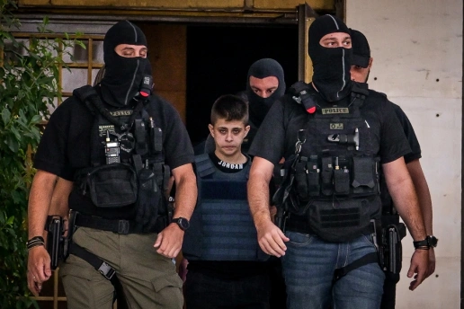 Προφυλακίστηκε η Ειρήνη Μουρτζούκου μετά την απολογία της Προφυλακίστηκε η Ειρήνη Μουρτζούκου μετά την απολογία της