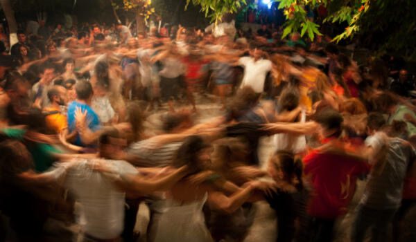 «Έπεσε» άγριο ξύλο σε πανηγύρι στην Κοζάνη – Χειροπέδες σε έξι άτομα «Έπεσε» άγριο ξύλο σε πανηγύρι στην Κοζάνη – Χειροπέδες σε έξι άτομα
