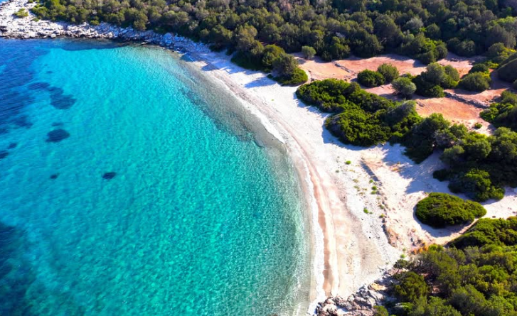 Καβουνίδι: Η «κρυφή» παραλία της Εύβοιας που θα σας «τρελάνει» Καβουνίδι: Η «κρυφή» παραλία της Εύβοιας που θα σας «τρελάνει»