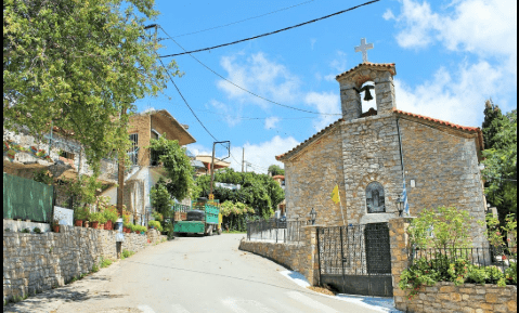 Αυτό είναι το πιο δροσερό χωριό της Εύβοιας που «νικάει» τον καύσωνα Αυτό είναι το πιο δροσερό χωριό της Εύβοιας που «νικάει» τον καύσωνα