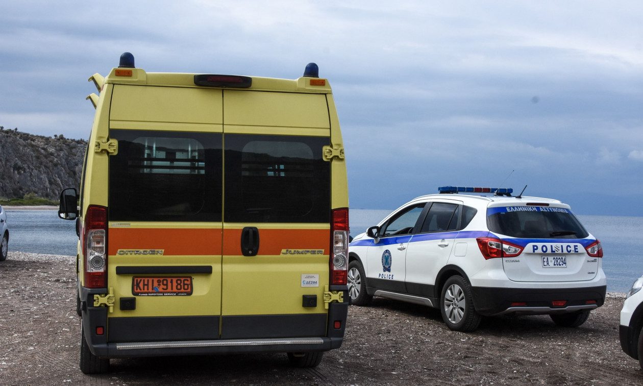 Γυναίκα ανασύρθηκε χωρίς τις αισθήσεις της από την θάλασσα