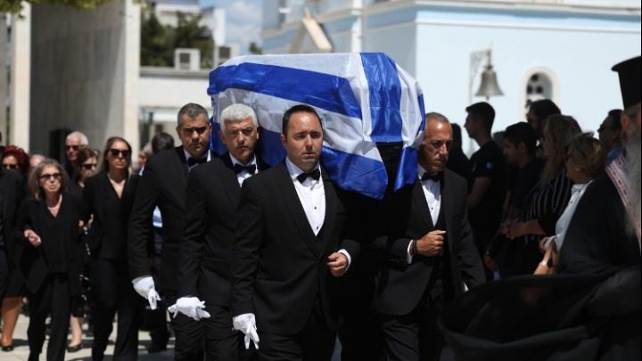 Δημήτρης Κωνσταντάρας: Συγκίνηση στο «τελευταίο αντίο»- Στεφάνι έστειλε ο Μητσοτάκης Δημήτρης Κωνσταντάρας: Συγκίνηση στο «τελευταίο αντίο»- Στεφάνι έστειλε ο Μητσοτάκης