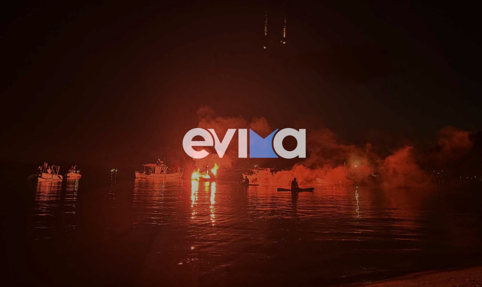 Πήρε «φωτιά» η παραλία του Αλμυροποτάμου: Το εντυπωσιακό έθιμο του δεκαπενταύγουστου- Βίντεο
