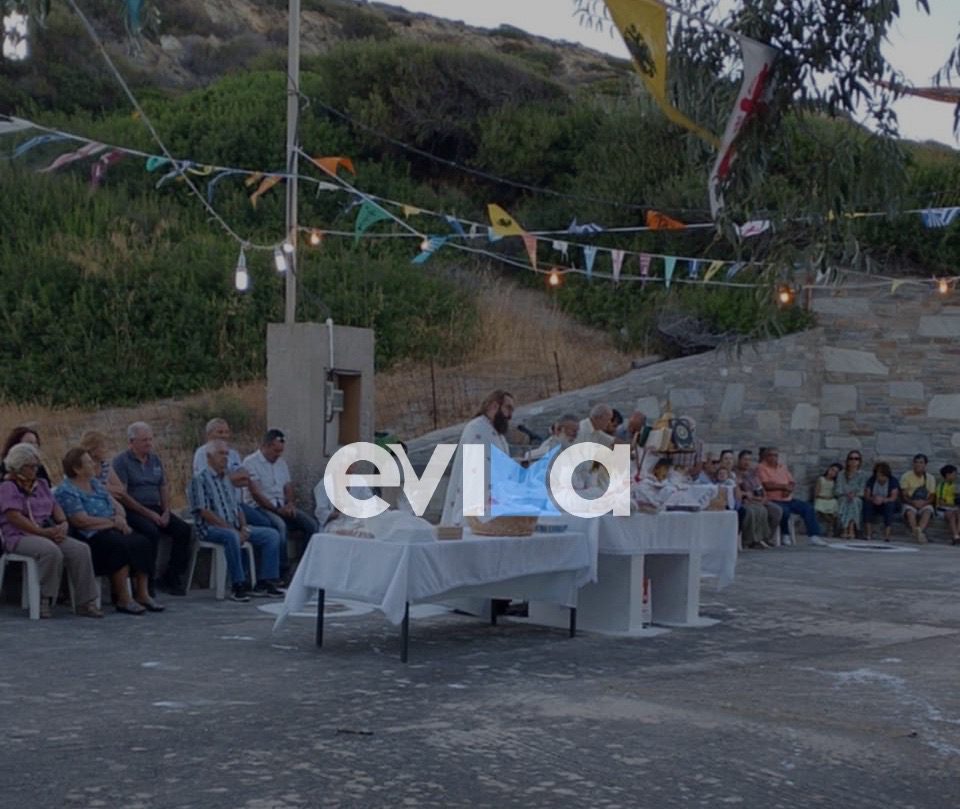 Εύβοια: Γιορτάζει το παραθαλάσσιο ξωκλήσι του Αγίου Ιωάννη στο Στόμιο Πετριών Εύβοια: Γιορτάζει το παραθαλάσσιο ξωκλήσι του Αγίου Ιωάννη στο Στόμιο Πετριών