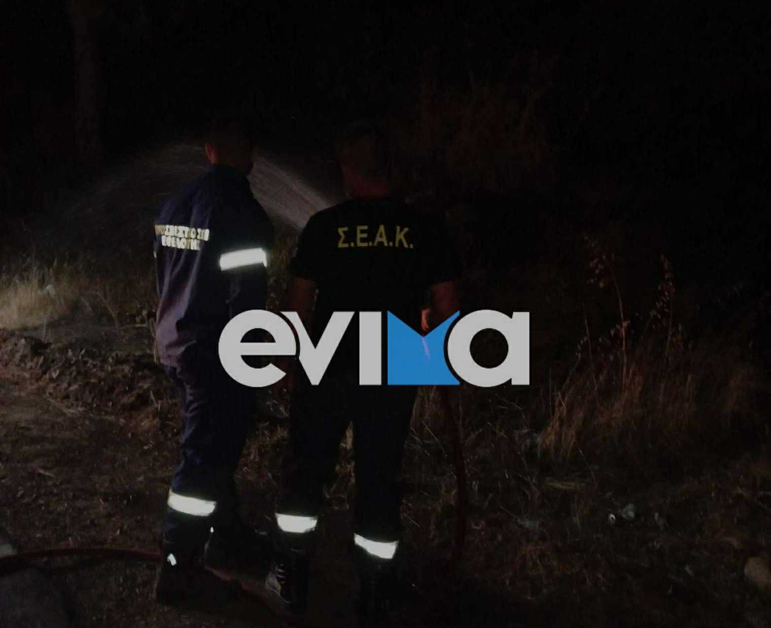 Υπό έλεγχο η φωτιά στα Πολιτικά Ευβοίας – Εθελοντές και πυροσβέστες πρόλαβαν τα χειρότερα (εικόνες) Υπό έλεγχο η φωτιά στα Πολιτικά Ευβοίας – Εθελοντές και πυροσβέστες πρόλαβαν τα χειρότερα (εικόνες)