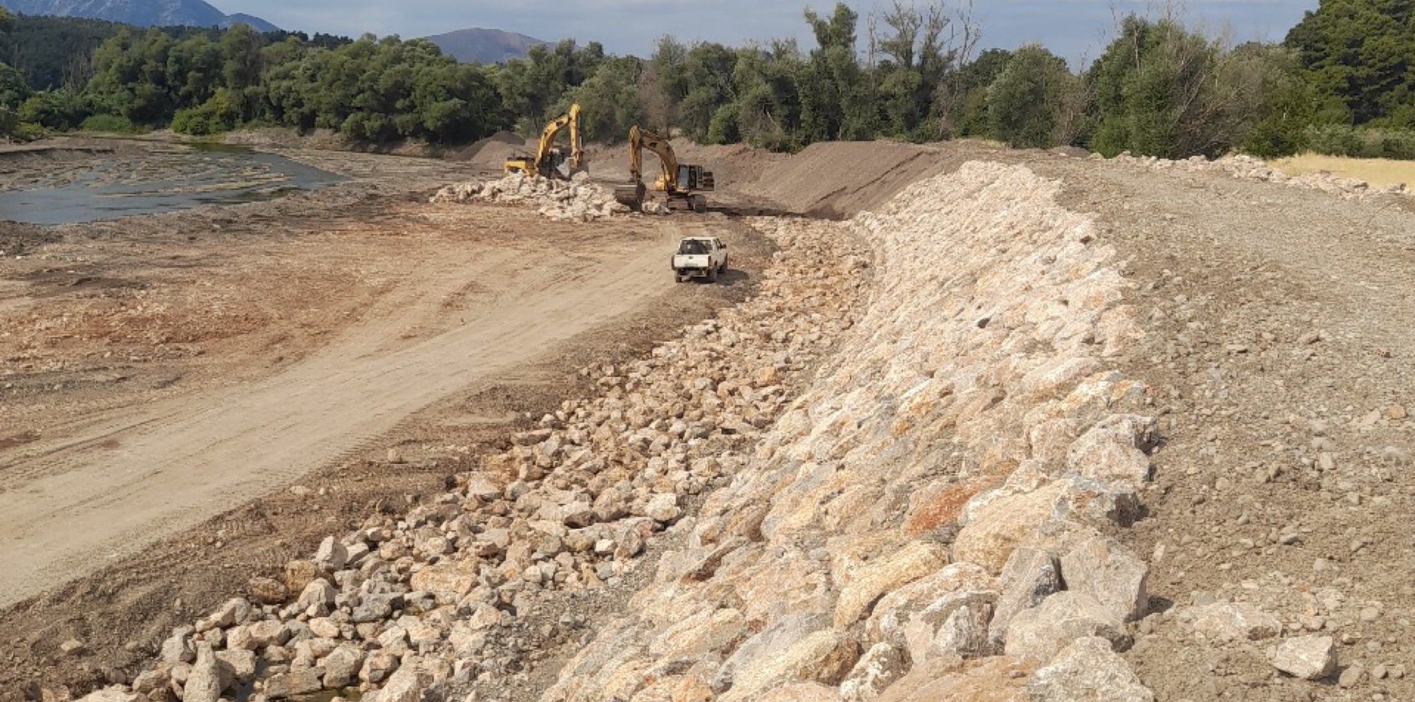 Αντιπλημμυρικά έργα ύψους 7 εκατ. ευρώ στην Εύβοια Αντιπλημμυρικά έργα ύψους 7 εκατ. ευρώ στην Εύβοια
