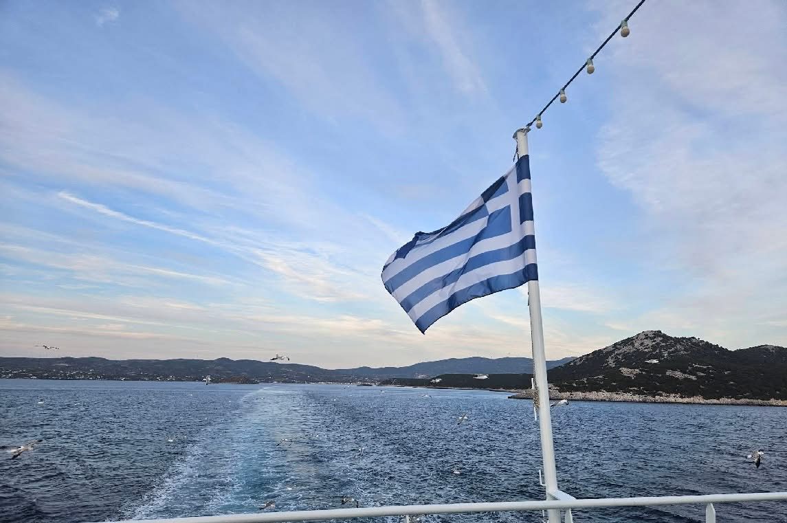 Κάρυστος: Ο Δήμαρχος αποχαιρετά τους επισκέπτες του καλοκαιριού Κάρυστος: Ο Δήμαρχος αποχαιρετά τους επισκέπτες του καλοκαιριού