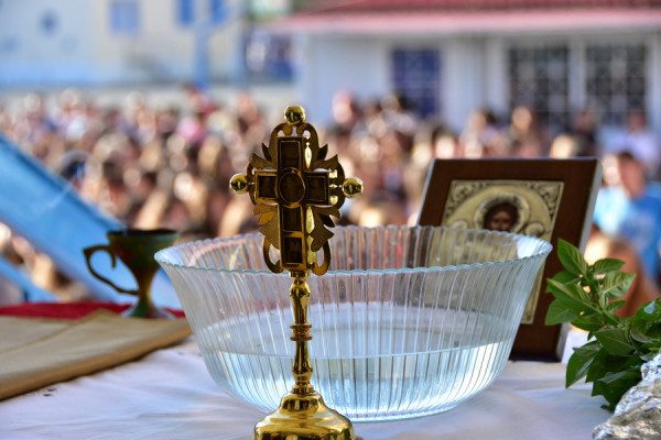 Σε αυτό το σχολείο της Εύβοιας έκαναν αγιασμό 6 μαθητές Σε αυτό το σχολείο της Εύβοιας έκαναν αγιασμό 6 μαθητές