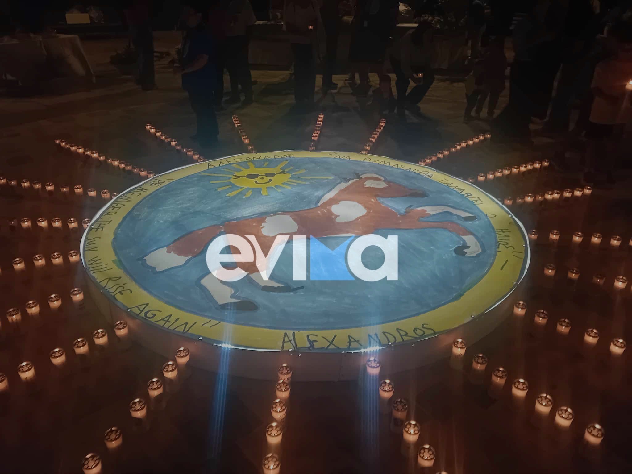 Χαλκίδα: Τα κεριά των ευχών στον Ήλιο του Αλέξανδρου, φώτισαν την παραλία – Η έκκληση της μητέρας του (βίντεο) Χαλκίδα: Τα κεριά των ευχών στον Ήλιο του Αλέξανδρου, φώτισαν την παραλία – Η έκκληση της μητέρας του (βίντεο)