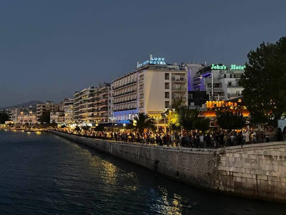 Συγκέντρωση για τα Τέμπη στην Χαλκίδα – Εικόνες Συγκέντρωση για τα Τέμπη στην Χαλκίδα – Εικόνες