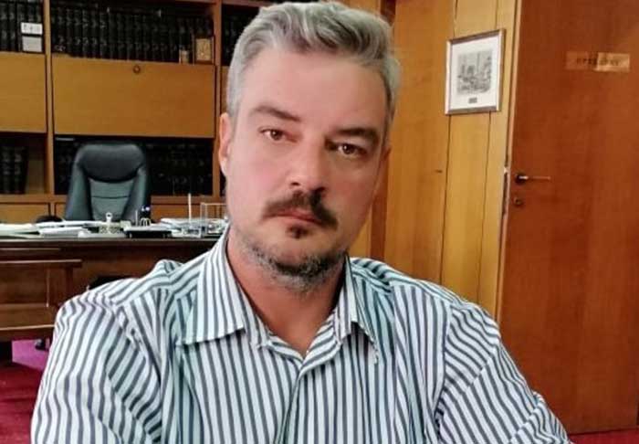 Εύβοια: Συγκλονίζουν τα λόγια του Νίκου Μώρου – Έτσι αποχαιρέτησε το Νίκο Γεωργαλά Εύβοια: Συγκλονίζουν τα λόγια του Νίκου Μώρου – Έτσι αποχαιρέτησε το Νίκο Γεωργαλά