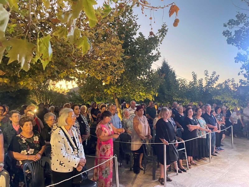 Χαλκίδα: Λαμπρός εορτασμός της Αγίας Σοφίας στην Ξηρόβρυση Χαλκίδα: Λαμπρός εορτασμός της Αγίας Σοφίας στην Ξηρόβρυση