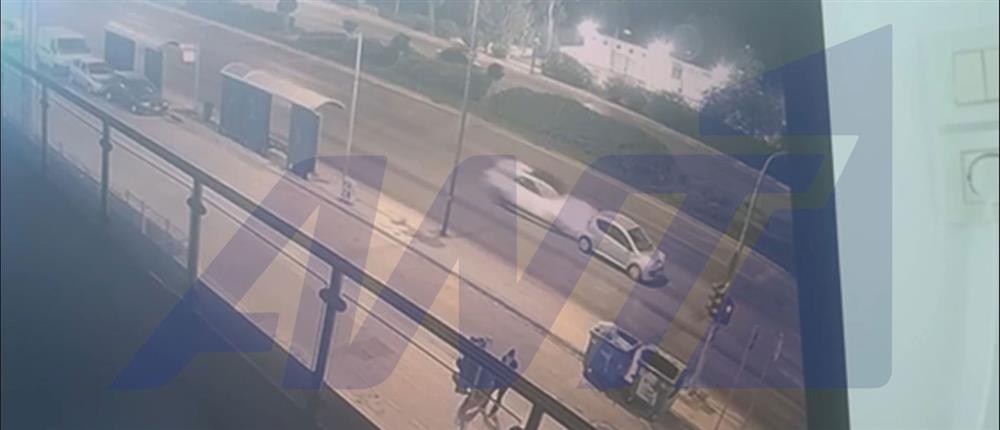 Βίντεο ντοκουμέντο από το τροχαίο δυστύχημα στη Λεωφόρο Βουλιαγμένης Βίντεο ντοκουμέντο από το τροχαίο δυστύχημα στη Λεωφόρο Βουλιαγμένης
