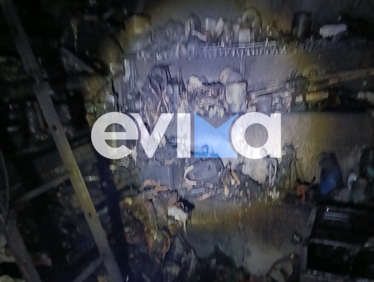 Νέα φωτιά στην Εύβοια – Στις φλόγες αποθήκη Νέα φωτιά στην Εύβοια – Στις φλόγες αποθήκη