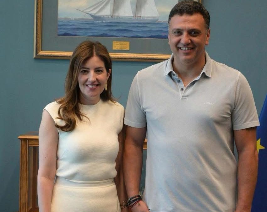 Καραμπατσώλη: Ευχάριστες εξελίξεις για την ακτοπλοϊκή διασύνδεση Καρύστου – Μαρμαρίου με τις Κυκλάδες Καραμπατσώλη: Ευχάριστες εξελίξεις για την ακτοπλοϊκή διασύνδεση Καρύστου – Μαρμαρίου με τις Κυκλάδες