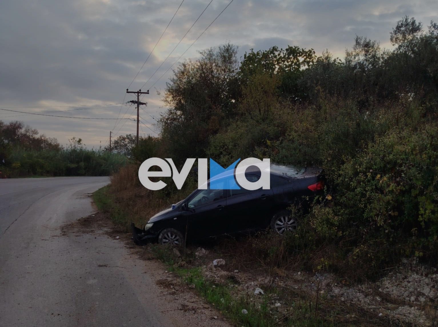 Τροχαίο στην Εύβοια: ΙΧ με 20χρονο οδηγό βγήκε εκτός δρόμου και κατέληξε σε θάμνους Τροχαίο στην Εύβοια: ΙΧ με 20χρονο οδηγό βγήκε εκτός δρόμου και κατέληξε σε θάμνους