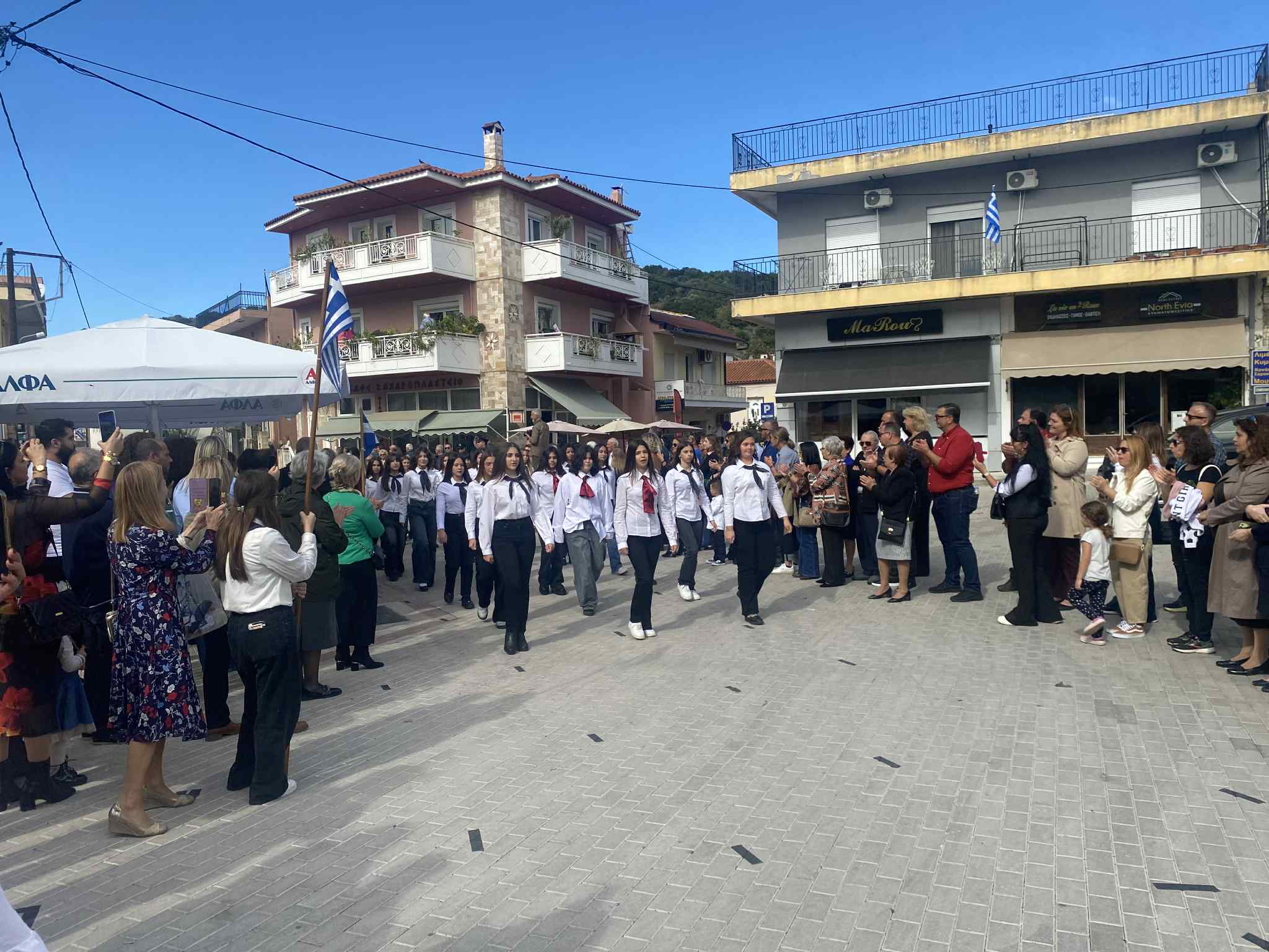 28η Οκτωβρίου στην Εύβοια: Φράκαρε από κόσμο το Μαντούδι για την παρέλαση 28η Οκτωβρίου στην Εύβοια: Φράκαρε από κόσμο το Μαντούδι για την παρέλαση