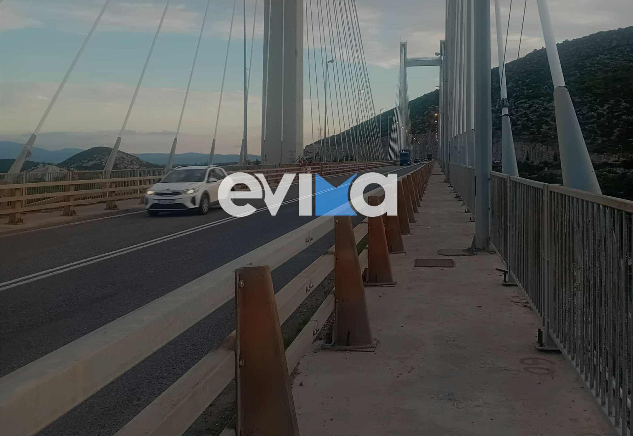 Έκτακτο! Έκλεισε τώρα η Υψηλή Γέφυρα της Χαλκίδας Έκτακτο! Έκλεισε τώρα η Υψηλή Γέφυρα της Χαλκίδας