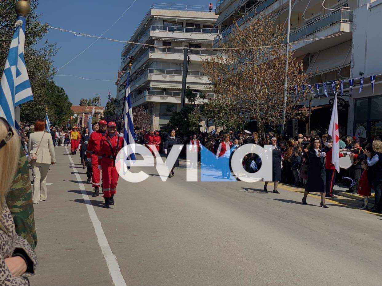 Χαλκίδα: Αυτοί οι δρόμοι είναι κλειστοί σήμερα για την παρέλαση Χαλκίδα: Αυτοί οι δρόμοι είναι κλειστοί σήμερα για την παρέλαση