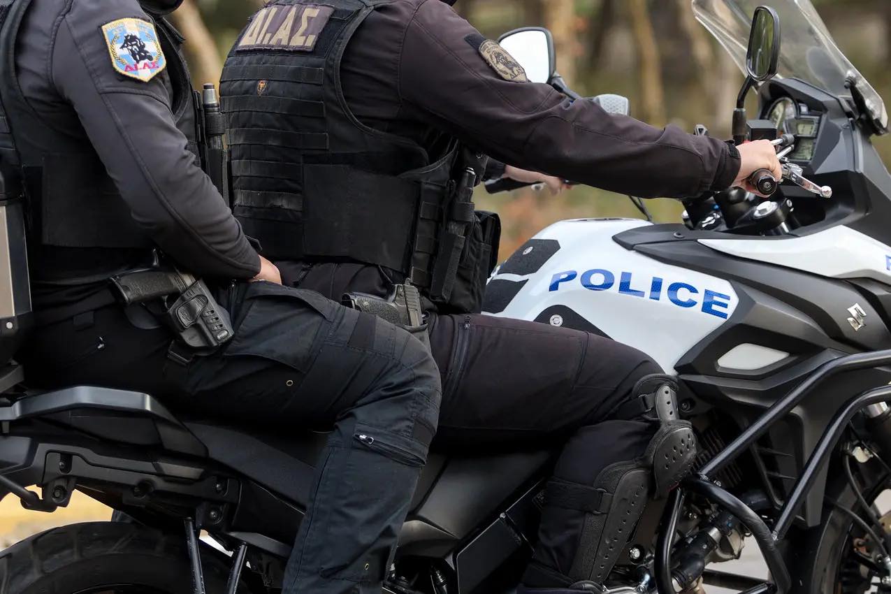 Πανικός σε οικισμό Ρομά στην Εύβοια: Νέο «ντου» της αστυνομίας Πανικός σε οικισμό Ρομά στην Εύβοια: Νέο «ντου» της αστυνομίας