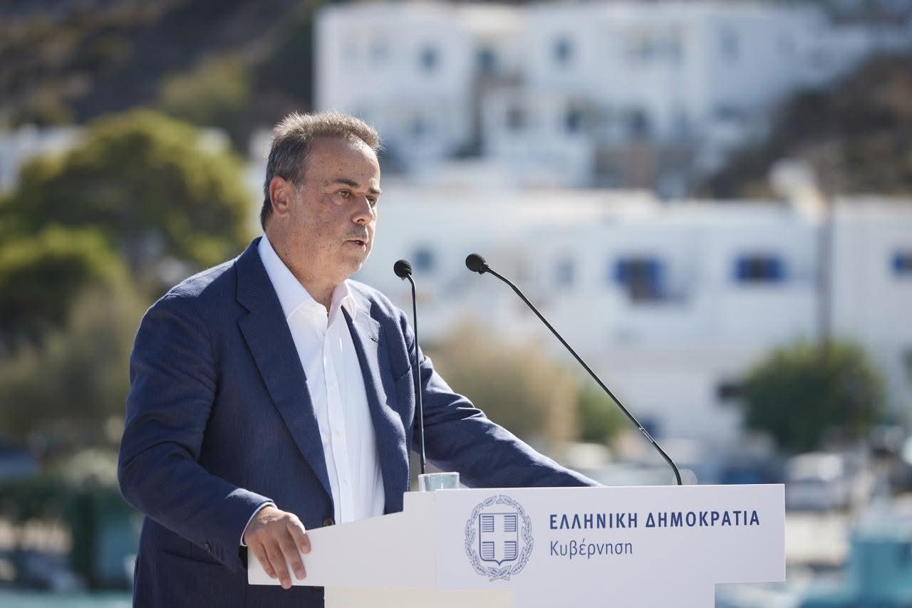 Παπασταύρου από Αμοργό: Τα Εθνικά Θαλάσσια Πάρκα αποτελούν άσκηση κυριαρχίας Παπασταύρου από Αμοργό: Τα Εθνικά Θαλάσσια Πάρκα αποτελούν άσκηση κυριαρχίας