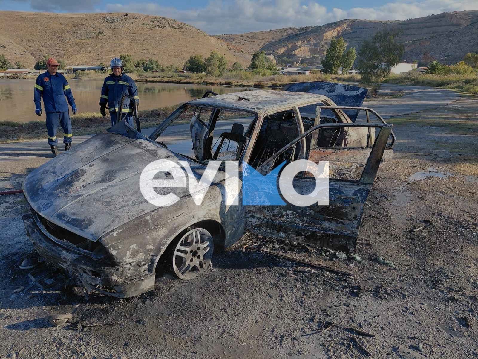 Φωτιά στην Εύβοια: Κάηκε ολοσχερώς αυτοκίνητο- Οι πρώτες εικόνες Φωτιά στην Εύβοια: Κάηκε ολοσχερώς αυτοκίνητο- Οι πρώτες εικόνες