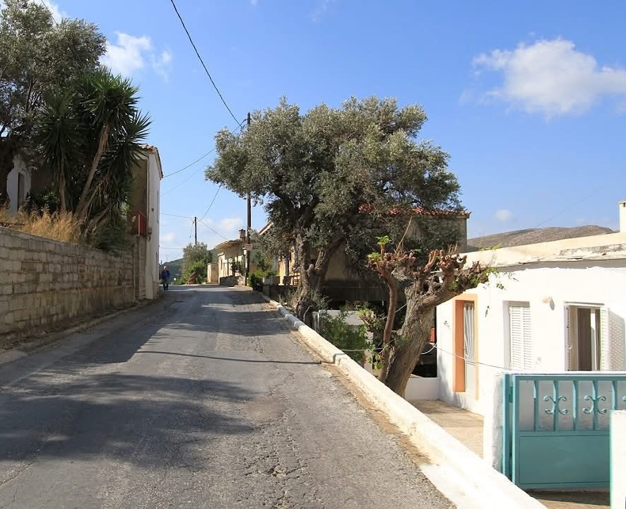 Αυτό είναι το ήρεμο χωριό της Νότιας Εύβοιας Αυτό είναι το ήρεμο χωριό της Νότιας Εύβοιας
