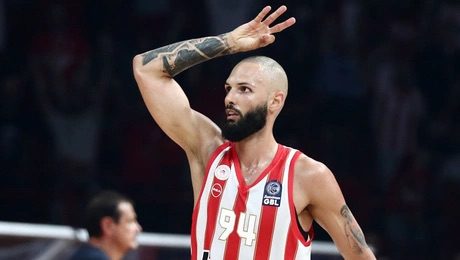 Ολυμπιακός: Χωρίς τον Φουρνιέ στο πρώτο Nτέρμπι Aιωνίων της χρονιάς Ολυμπιακός: Χωρίς τον Φουρνιέ στο πρώτο Nτέρμπι Aιωνίων της χρονιάς