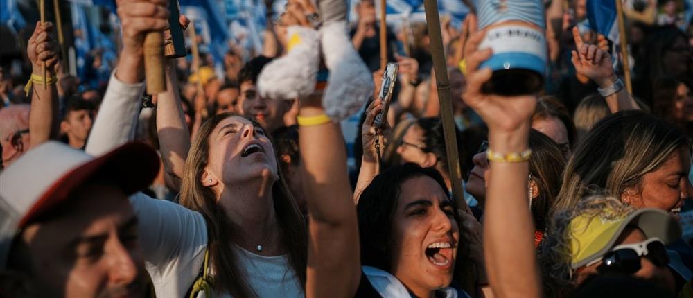 Η Χαμάς και ο στρατός επιβεβαίωσαν την απελευθέρωση 7 ομήρων, άλλοι 13 θα απελευθερωθούν σε λίγο Η Χαμάς και ο στρατός επιβεβαίωσαν την απελευθέρωση 7 ομήρων, άλλοι 13 θα απελευθερωθούν σε λίγο