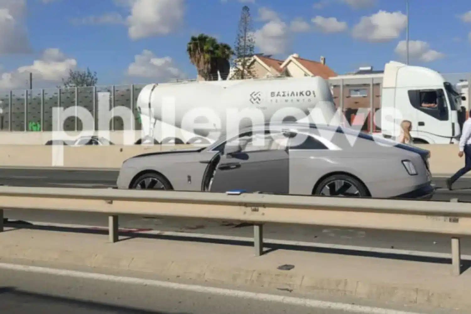 Σκότωσαν επιχειρηματία στην Κύπρο: Τον «γάζωσαν» μέσα στο πολυτελές ΙΧ του Σκότωσαν επιχειρηματία στην Κύπρο: Τον «γάζωσαν» μέσα στο πολυτελές ΙΧ του