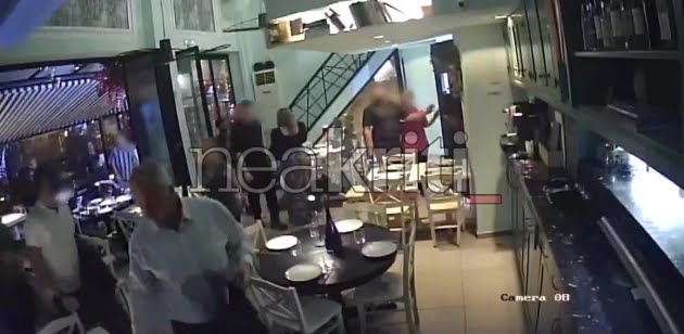 Ηράκλειο: Επίθεση με αυγά και αντικείμενα στο Μάκη Βορίδη – Τι λέει ο ίδιος για το συμβάν Ηράκλειο: Επίθεση με αυγά και αντικείμενα στο Μάκη Βορίδη – Τι λέει ο ίδιος για το συμβάν